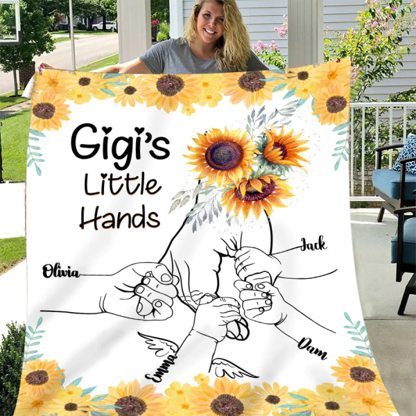 Gigi Hands Grandkids Blanket